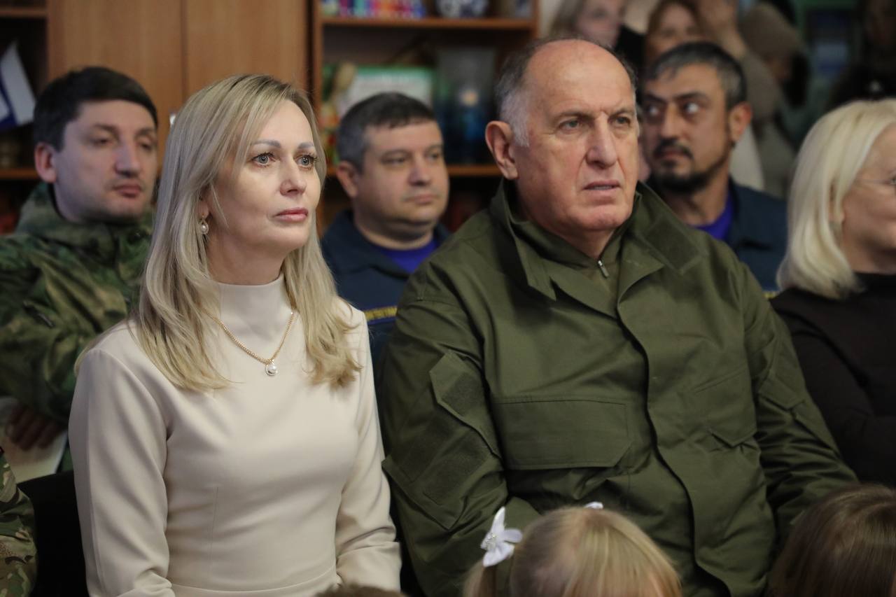 Абдулмуслим Абдулмуслимов передал более 200 подарков детскому саду «Березка» в Луганске