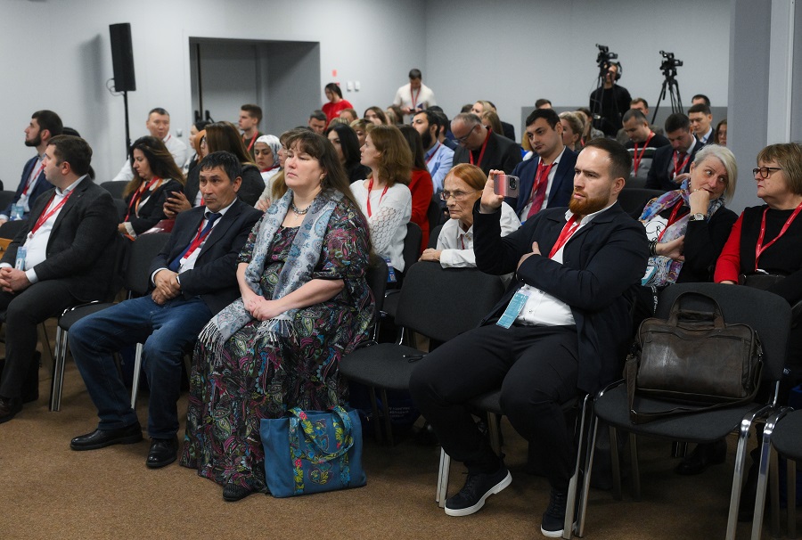 На IV Конгресс-форуме молодых ученых в г. Сочи прошла отдельная сессия, посвященная развитию научного потенциала Дагестана