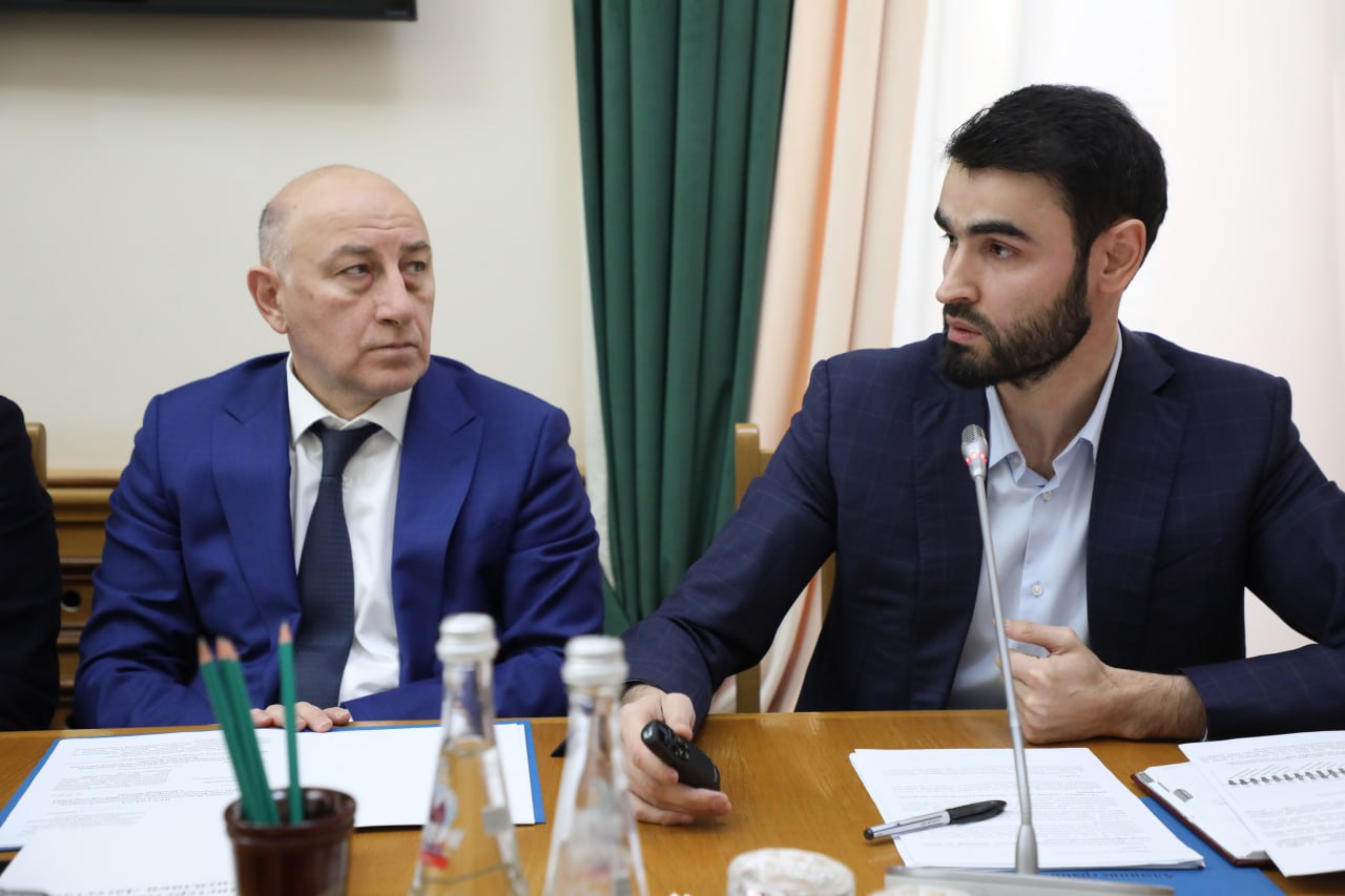 Эпидемиологическую ситуацию по коклюшу и пневмонии обсудили в Правительстве Дагестана