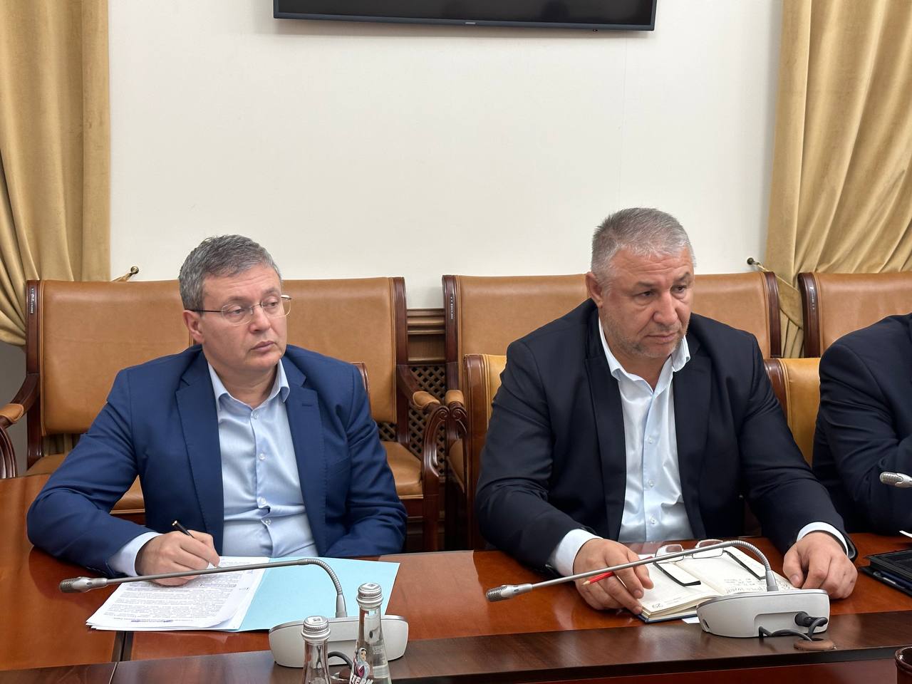 Вопросы развития поселка Тарки обсудили в Махачкале