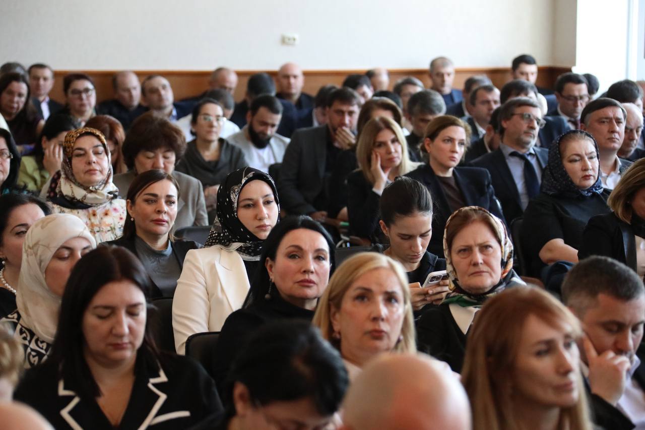 Абдулмуслим Абдулмуслимов принял участие в заседании коллегии Минздрава Дагестана
