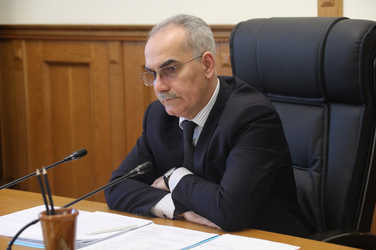Заседание комиссии по противодействию незаконным заготовкам и обороту древесины состоялось под руководством Наримана Абдулмуталибова