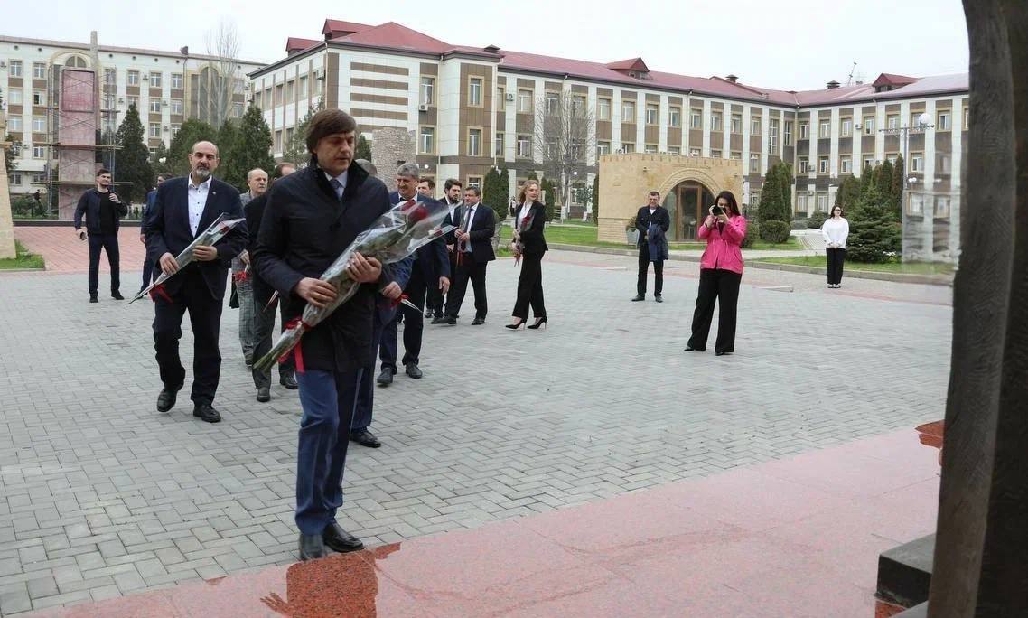 Сергей Кравцов посетил Дагестанский государственный педагогический университет имени Р. Гамзатова