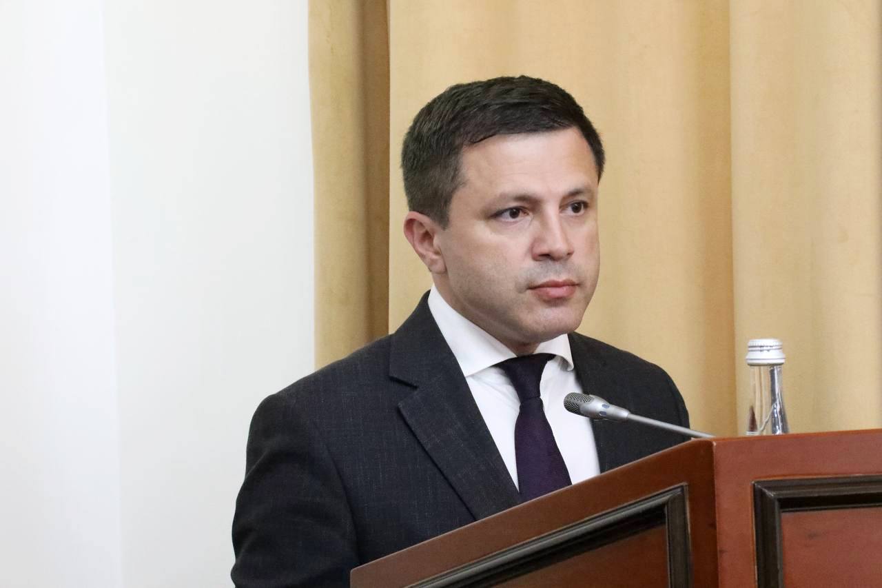 В Дагестане создадут рабочую группу для борьбы с незаконным оборотом БАДов