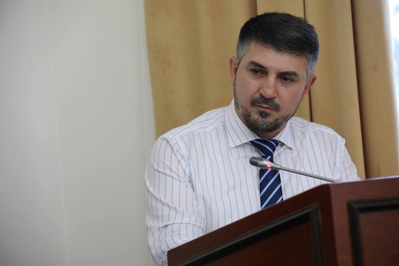 Абдулмуслим Абдулмуслимов поручил обеспечить резервные мощности электросетей в летний «пиковый» период в Дагестане