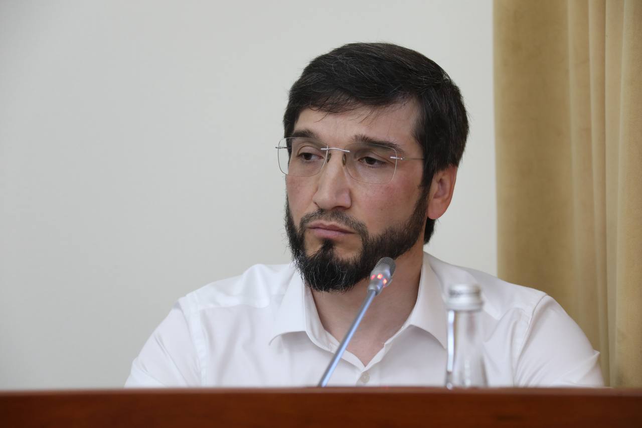 Абдулмуслим Абдулмуслимов поручил обеспечить резервные мощности электросетей в летний «пиковый» период в Дагестане