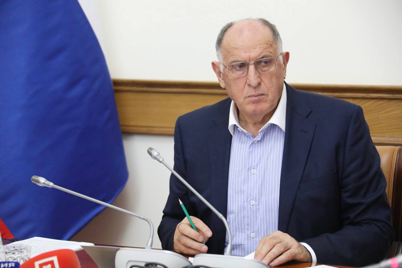 Абдулмуслим Абдулмуслимов поручил обеспечить резервные мощности электросетей в летний «пиковый» период в Дагестане
