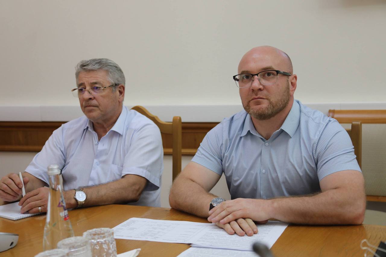 В Дагестане подбирают земельные участки для размещения многотопливных автозаправочных комплексов