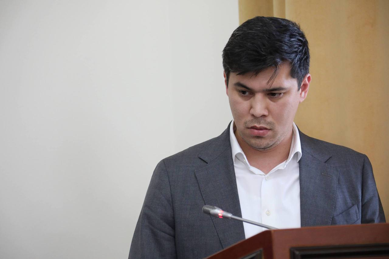 Ликвидацию последствий происшествия в столичном МКД по ул. Гапцахская обсудили в Правительстве Дагестана