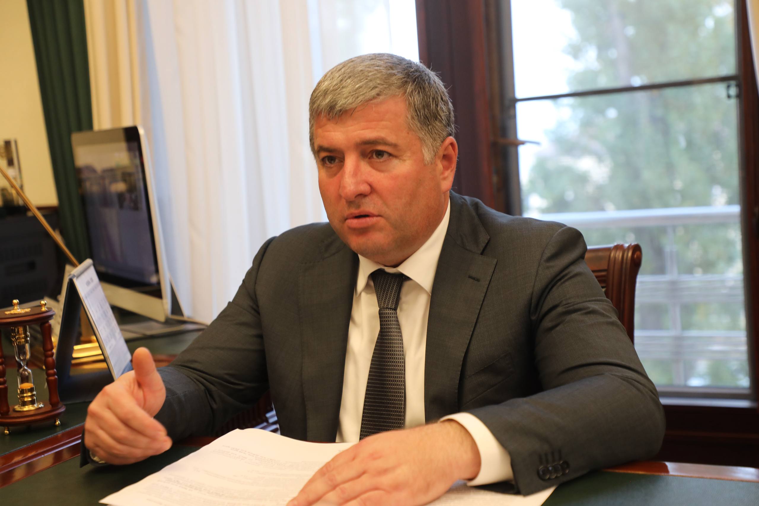 Премьер-министр Дагестана провел рабочую встречу с министром финансов