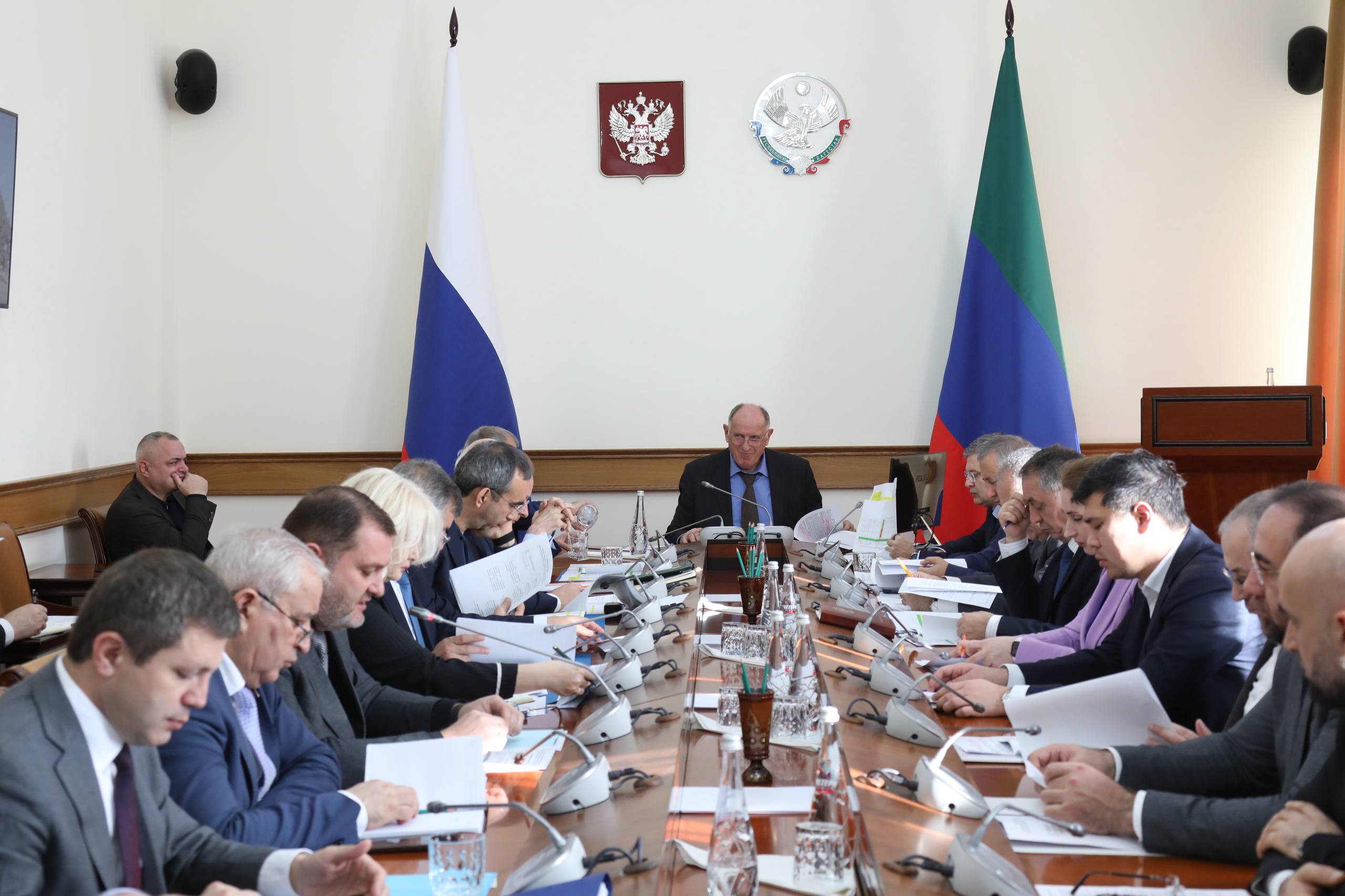 Абдулмуслим Абдулмуслимов провел заседание президиума Совета при Главе РД по стратегическому развитию и проектной деятельности