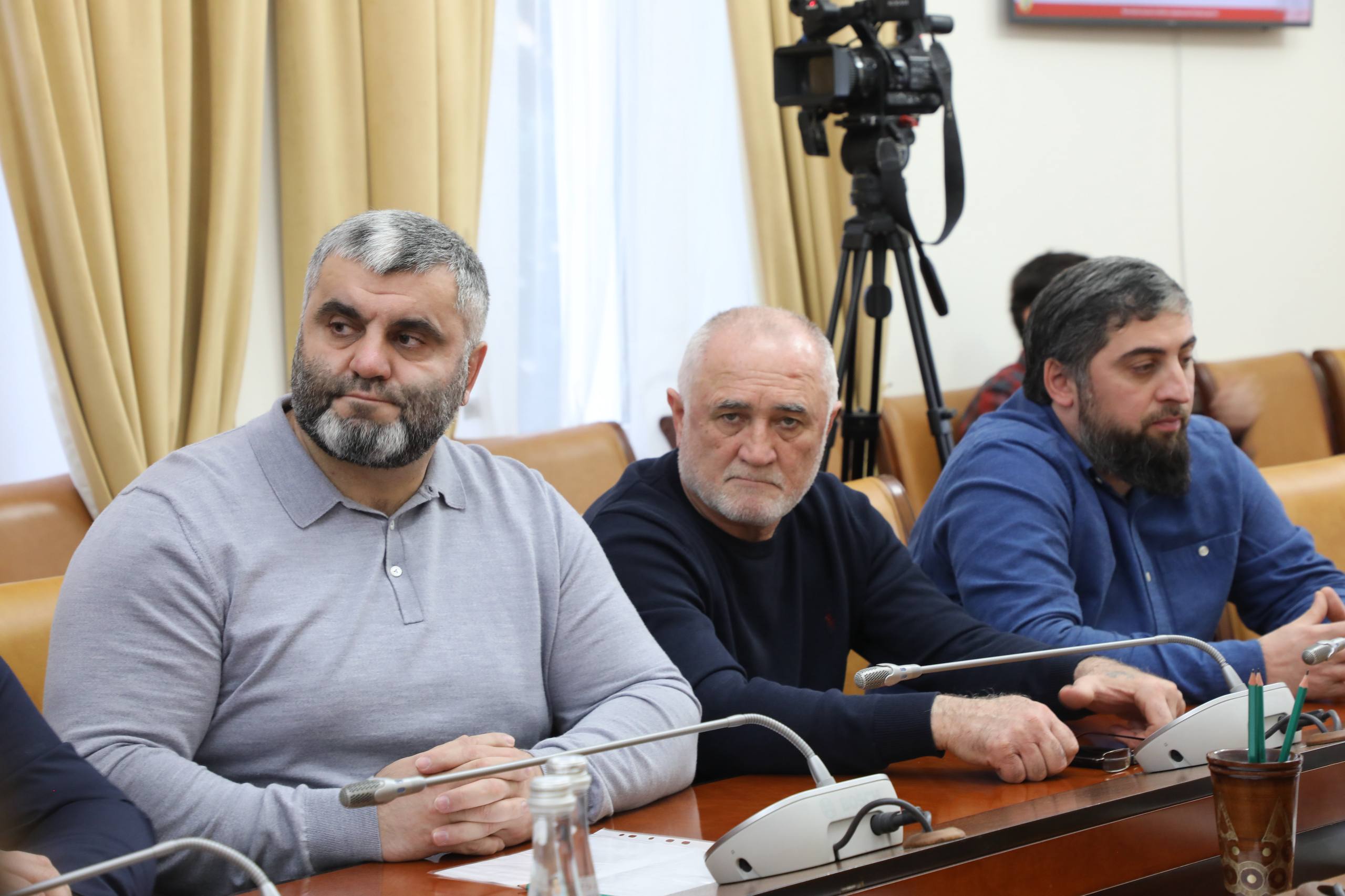 Абдулмуслим Абдулмуслимов обозначил задачи по обеспечению продовольственной безопасности