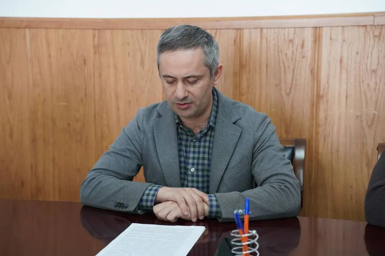 Ризван Газимагомедов провёл выездное совещание в Ботлихском районе