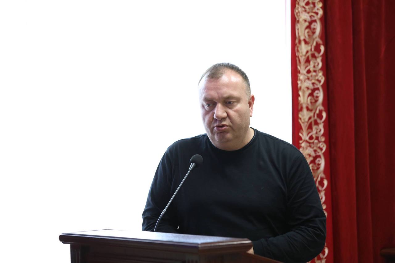 Абдулмуслим Абдулмуслимов провел совещание в Хасавюртовском районе по ситуации с паводком