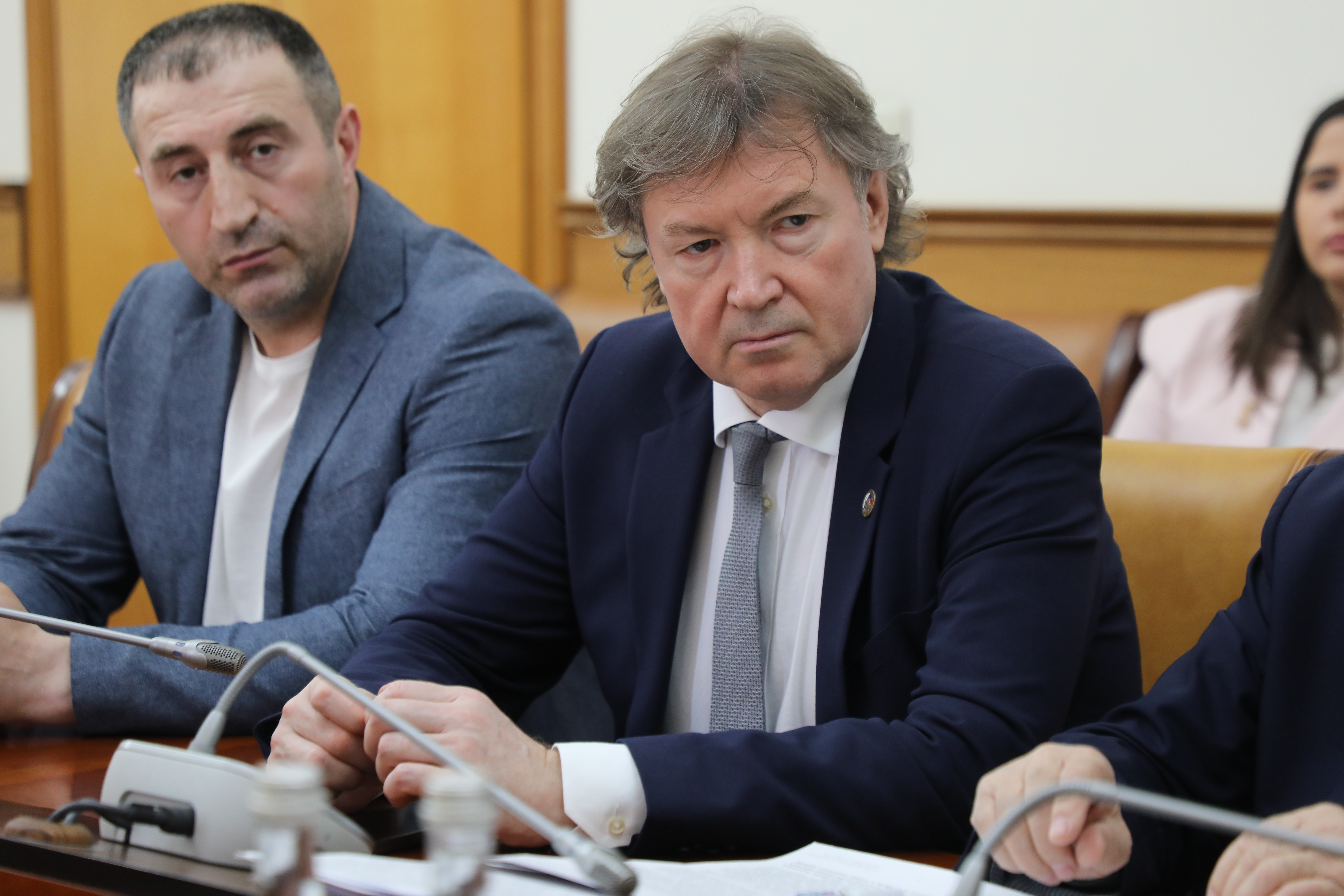 Абдулмуслим Абдулмуслимов провел встречу с представителями Общественной палаты РФ