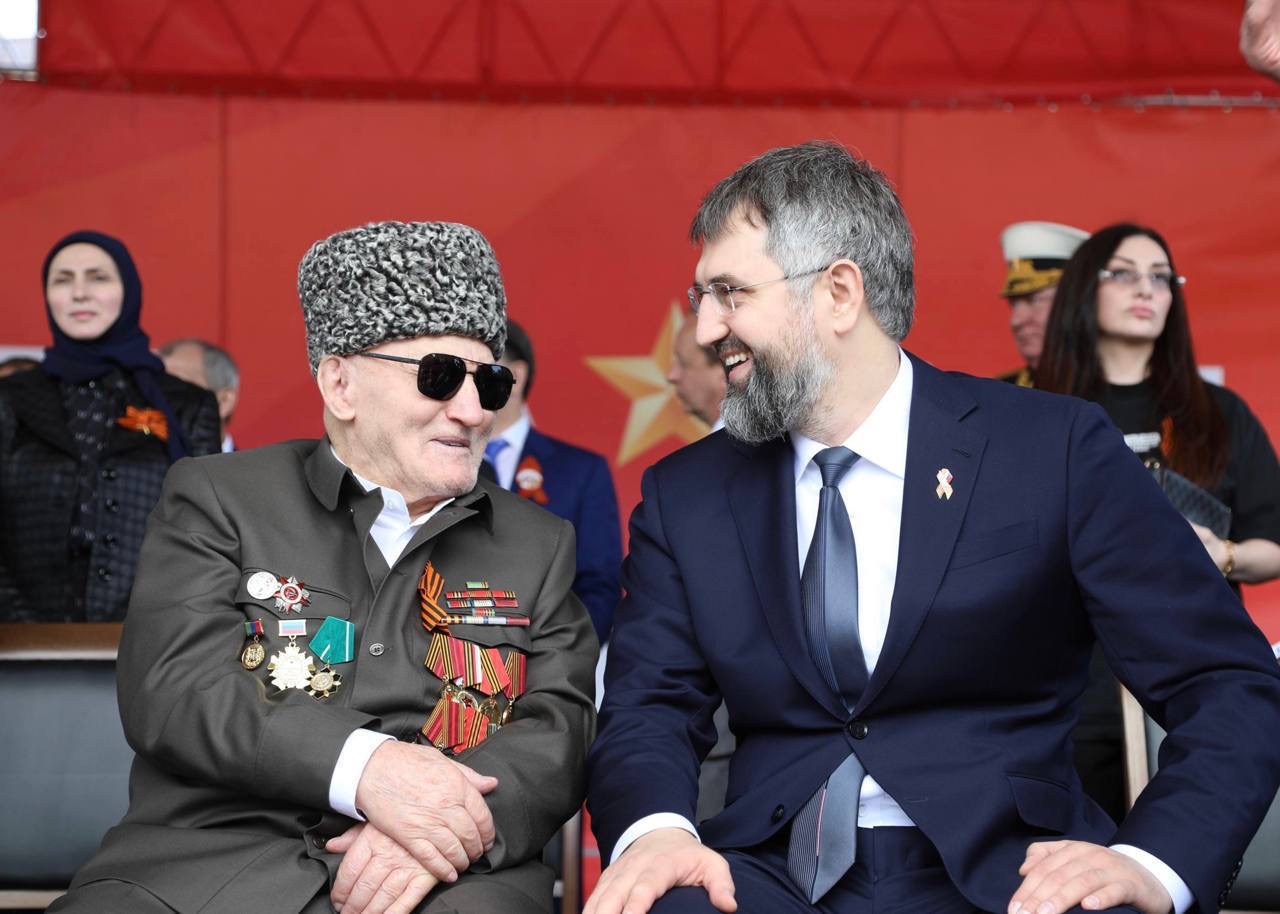 Магомед Рамазанов принял участие в праздничных мероприятиях, приуроченных Дню Победы