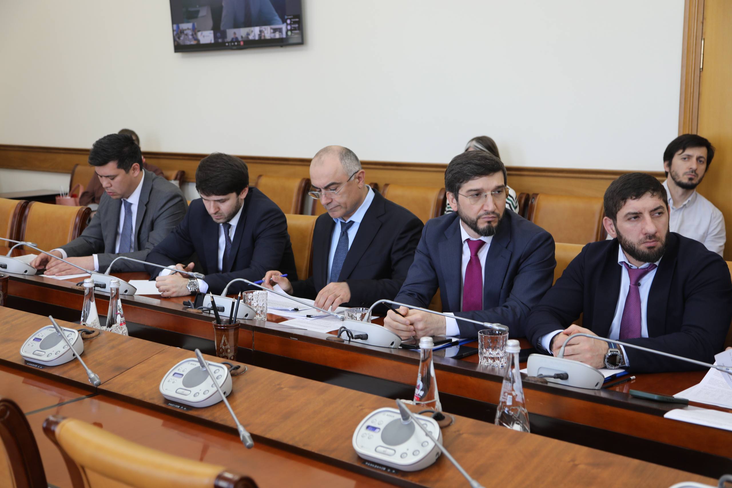 Пётр Конюшенко провёл заседание федерального штаба по стабилизации ситуации в электросетевом комплексе Республики Дагестан