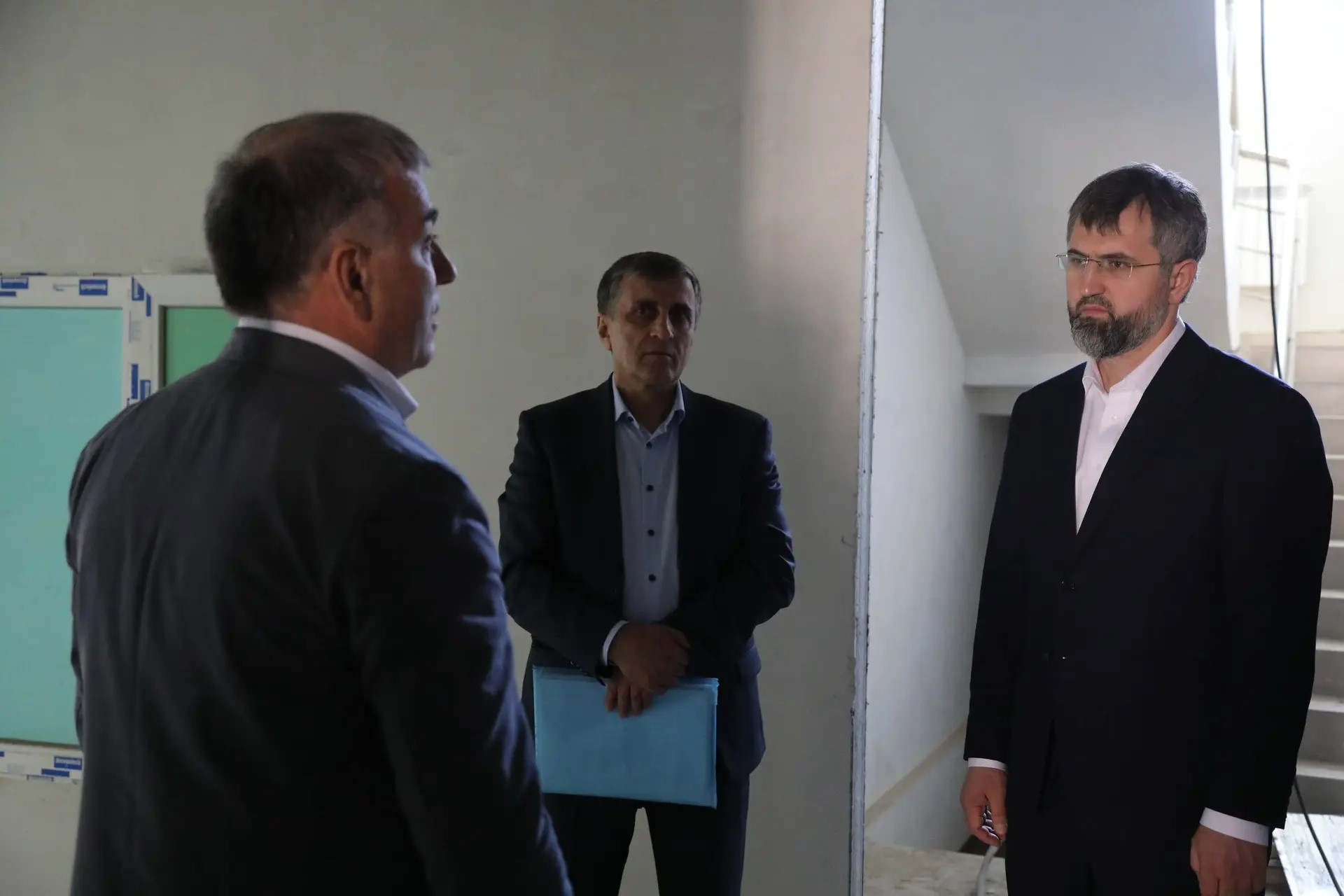 Магомед Рамазанов посетил больницу-долгострой на 300 коек в Избербаше
