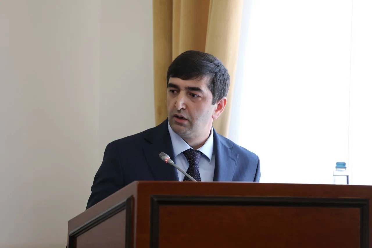 Магомед Рамазанов поручил перепроверить данные о готовности жилого фонда Дагестана к зиме