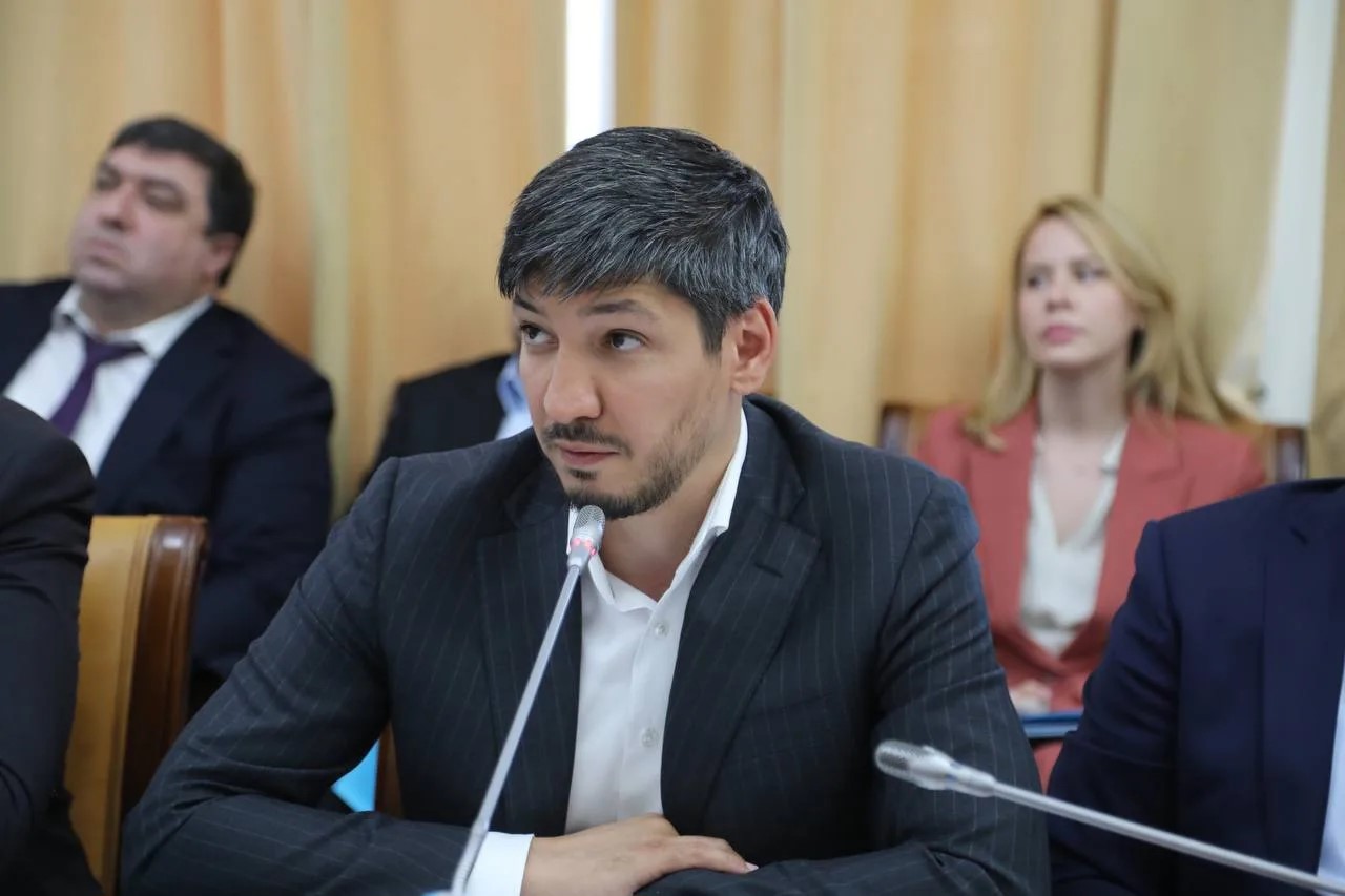 Магомед Рамазанов поручил перепроверить данные о готовности жилого фонда Дагестана к зиме