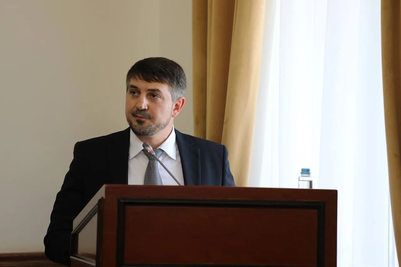 Магомед Рамазанов поручил перепроверить данные о готовности жилого фонда Дагестана к зиме