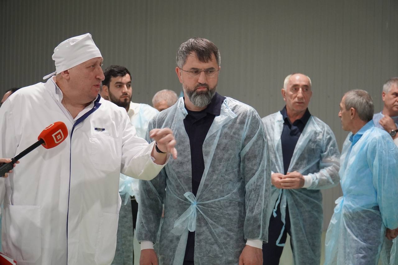 Магомед Рамазанов дал старт работе кондитерской фабрики «Юнион» в Кумторкалинском районе