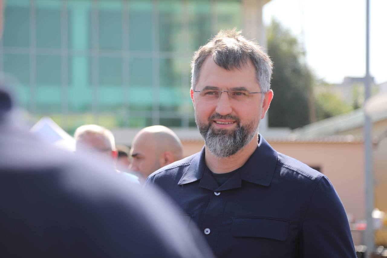 Магомед Рамазанов наградил победителей турнира по мини-футболу среди команд органов власти Дагестана