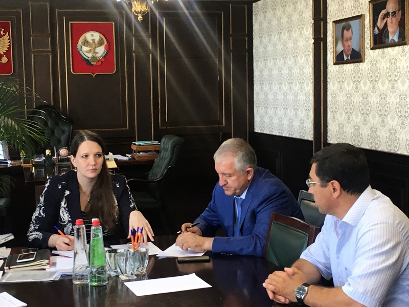 Екатерина Толстикова провела приём граждан в Бабаюртовском районе