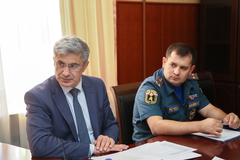 В Правительстве Дагестана обсудили готовность образовательных учреждений к новому учебному году