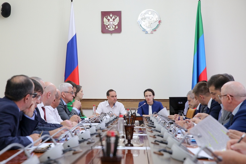 Минкавказ займется развитием портовых мощностей в Махачкале, Каспийске, Дербенте