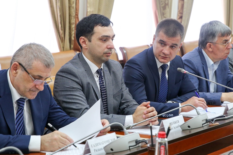 Минкавказ займется развитием портовых мощностей в Махачкале, Каспийске, Дербенте