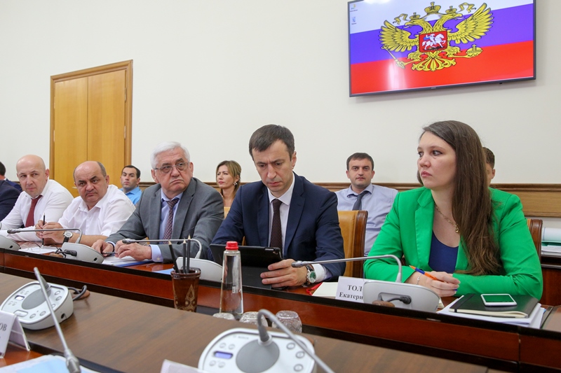 Минкавказ займется развитием портовых мощностей в Махачкале, Каспийске, Дербенте