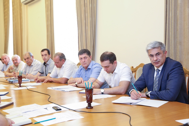 Ход реализации госпрограммы "Доступная среда" обсудили в Правительстве Дагестана