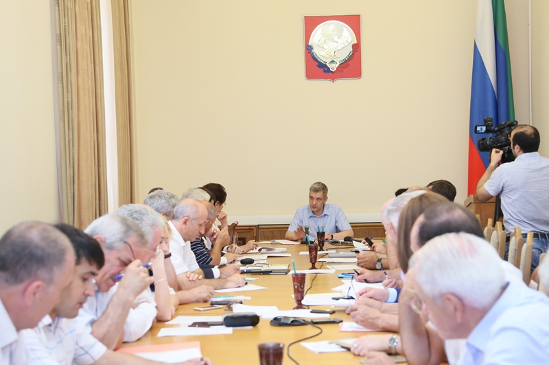 К новому учебному году в Дагестане откроют 7 школ-долгостроев