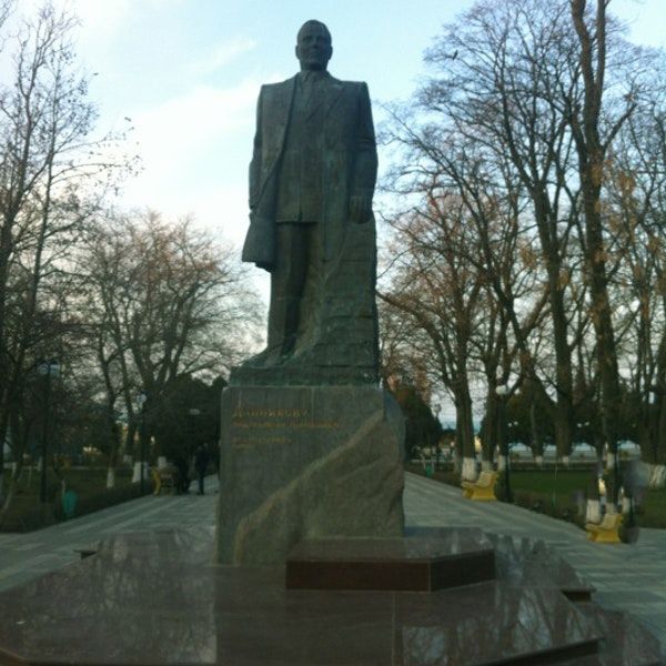 В Дагестане проходят торжественные мероприятия к 110-летию Абдурахмана Даниялова