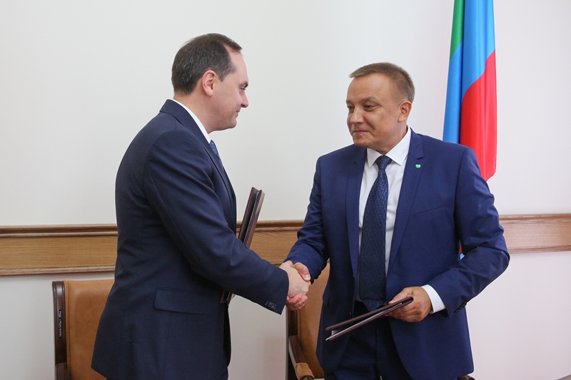 Между Правительством Дагестана и Сбербанком подписано соглашение о сотрудничестве