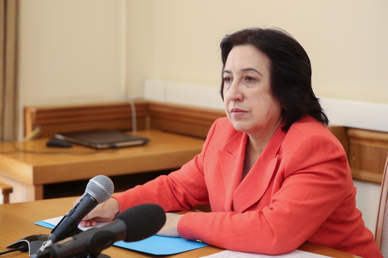 В Правительстве Дагестана обсудили вопросы лицензирования медицинских кабинетов в образовательных организациях республики