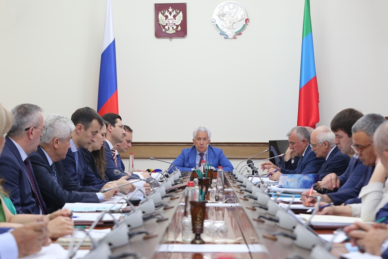 Обсужден прогноз социально-экономического развития республики на 2019 год и плановый период до 2024 года