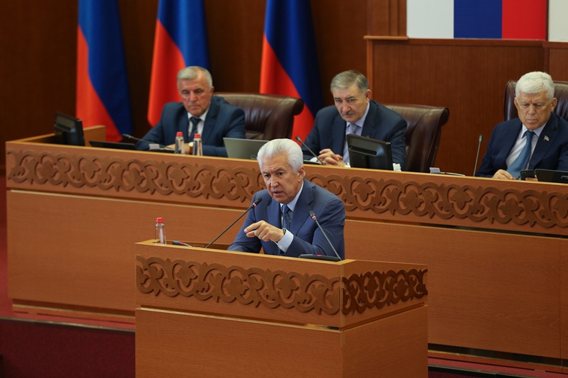 Парламент Дагестана поддержал кандидатуру Артёма Здунова на должность Председателя Правительства РД