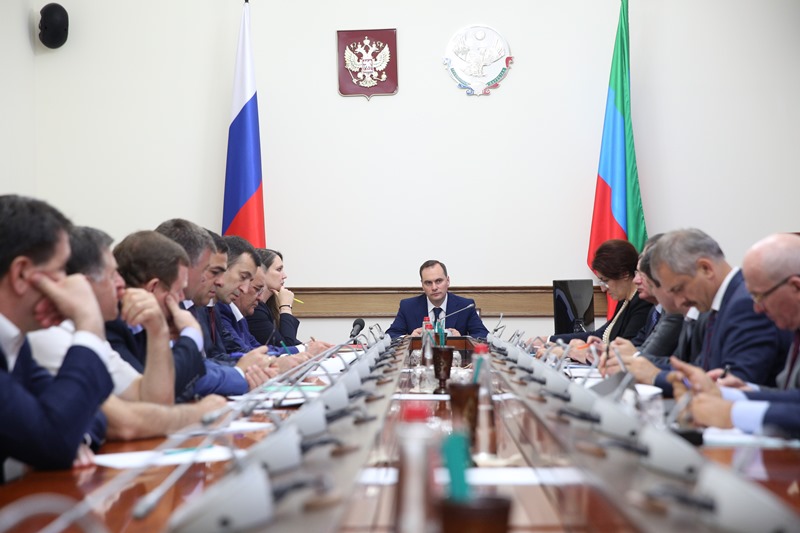 В Правительстве Дагестана обсудили вопросы перехода на новую систему обращения с твердыми коммунальными отходами