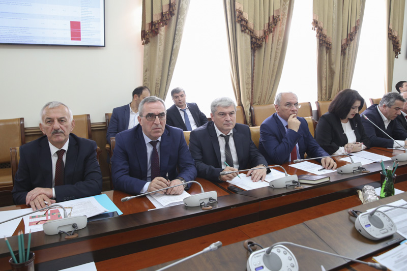 Вопрос обеспечения сведений в государственную автоматизированную систему «Управление» обсудили в Правительстве Дагестана