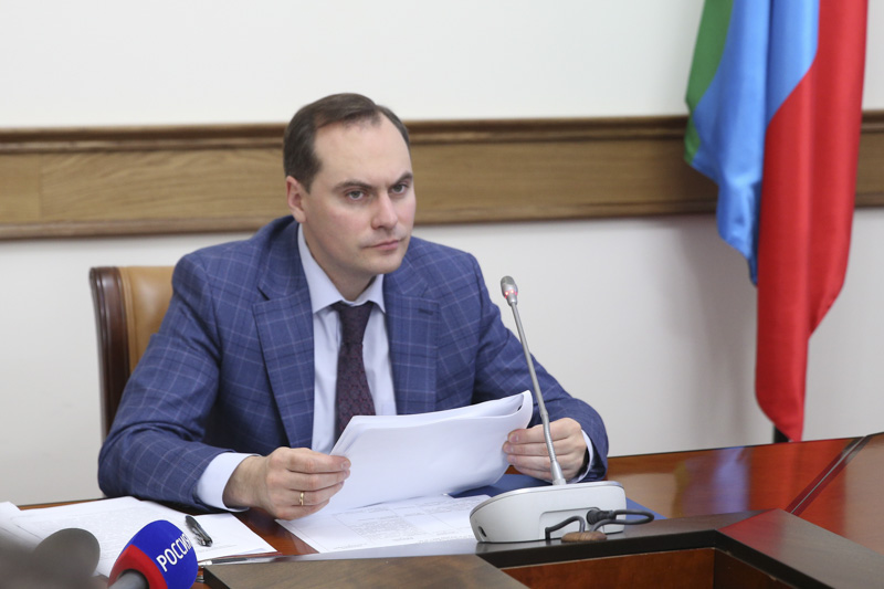 Артём Здунов провел заседание Межведомственной рабочей группы по топливно-энергетическому  комплексу республики