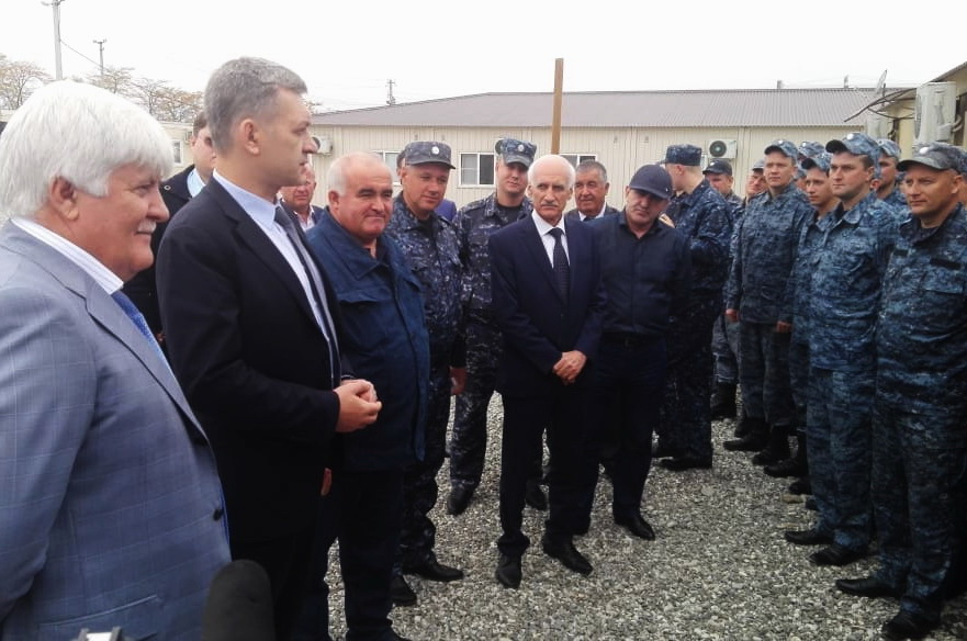 Сергей Ситников посетил расположения костромских отрядов  полиции, прикомандированных в Дагестан