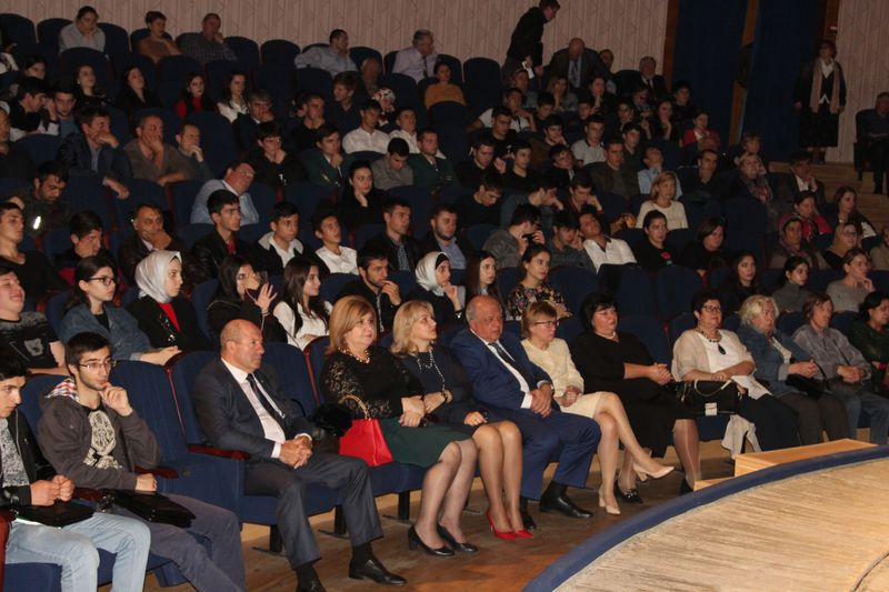 Музыканты Костромской области представили в Махачкале концертную программу «Все лучшее для Вас»