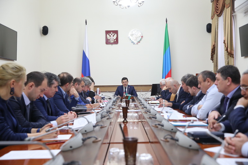 Формирование базы респондентов для оценки инвестиционного климата в РД обсудили в Правительстве региона