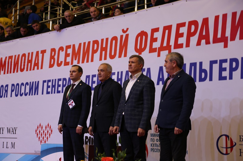 Премьер Дагестана напутствовал участников чемпионата всемирной федерации боевого самбо