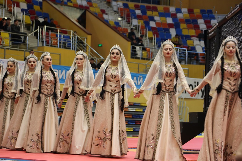 Премьер Дагестана напутствовал участников чемпионата всемирной федерации боевого самбо