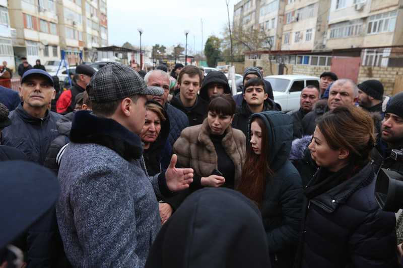 Артём Здунов провел оперативное совещание в связи с ЧС в г. Дербенте