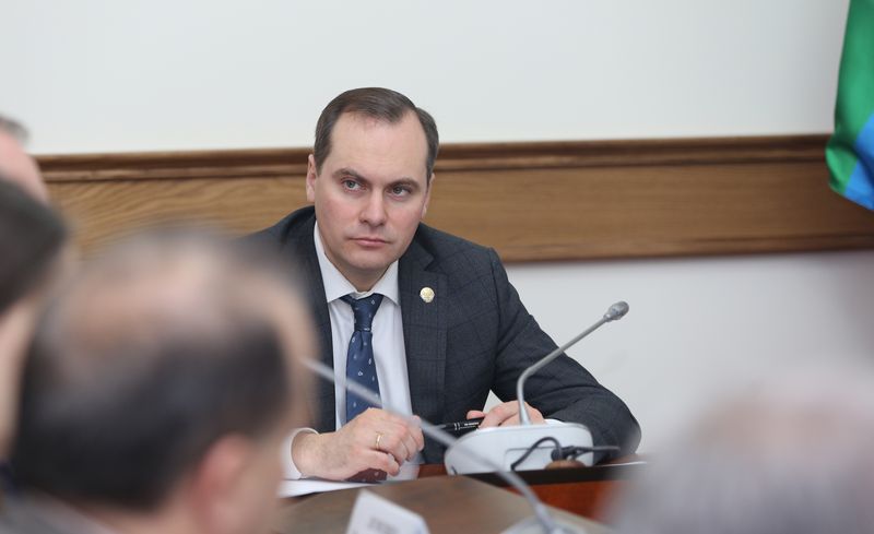 Под руководством Артёма Здунова обсуждены вопросы улучшения ситуации в топливно-энергетическом комплексе республики