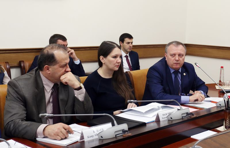 Под руководством Артёма Здунова обсуждены вопросы улучшения ситуации в топливно-энергетическом комплексе республики